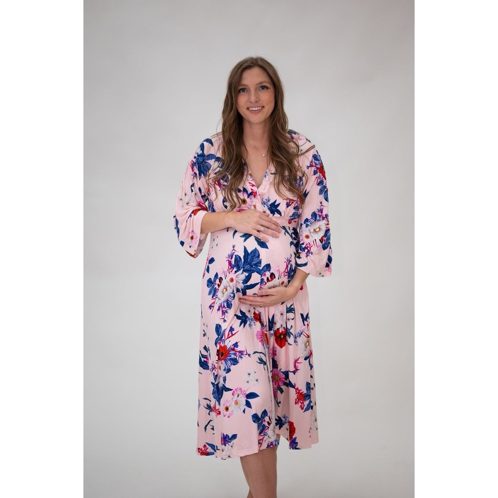 AMELIA LABOR & POSTPARTUM GOWN IN BLUSH FLORAL STANDARD SIZE